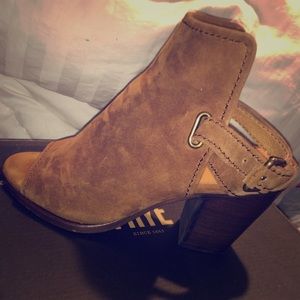 Frye Dani Shield Sling